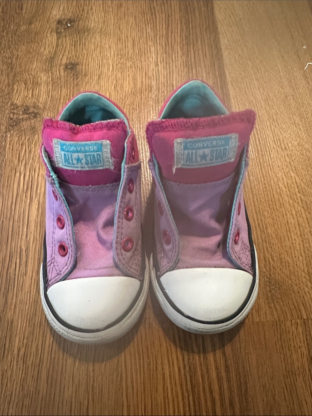 Converse All Star Chucks Toddler size 7